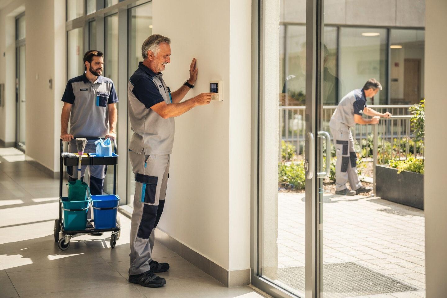 Team – Hausmeisterservice, Gebäudereinigung, Objektbetreuung – Gebäude- und Hausmeisterservice Baas